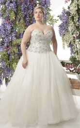 Sweetheart A-line Ball Gown plus size wedding dress With Beaded top And Corset Back